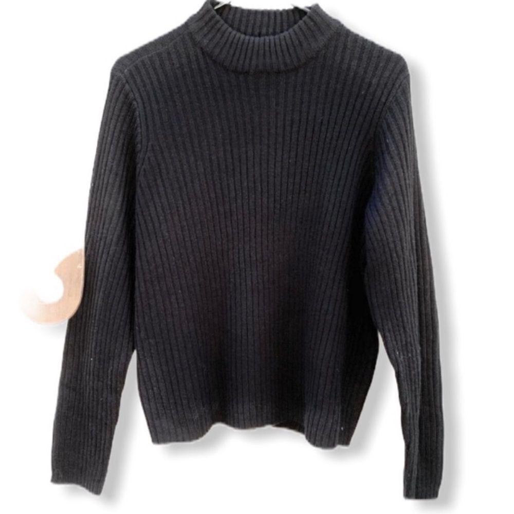Divided Ribbed Sweater Black